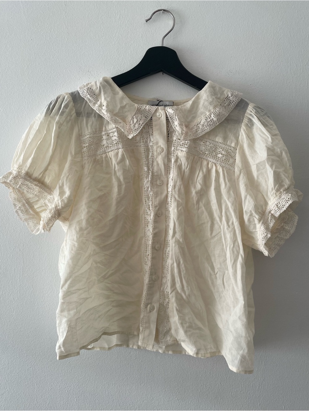 cupcakes and cashmere 100% Cotton Dainty Button Down Shirt Size S